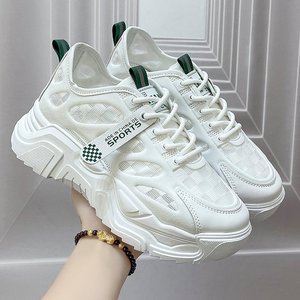 Nouvelle Arrivée Chaussures de Sport Femme Tendance <span class=keywords><strong>Plateforme</strong></span> Rehaussante Baskets de Course Extérieures Respirantes à Tige en Maille - Product Image 4