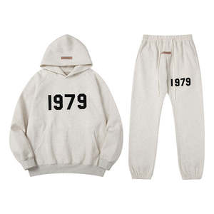 Conjunto Deportivo Esencial para Hombre, Sudadera con Capucha y Pantalones Deportivos de Alta Calidad, 100% Algodón, Modelo 1977 - Product Image 3