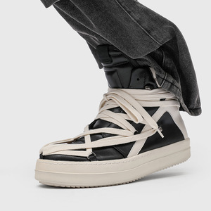 Scarpe Autunnali da Uomo, Sneakers Traspiranti Alte, Stivali Classici con Cinturino Triangolare Invertito in Stile Europeo e Americano, per Uso Quotidiano Casual - Product Image 1