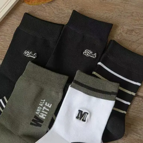 Chaussettes à logo personnalisé de haute qualité à bas quantité minimale de commande 100% coton Chaussettes à la mode pour hommes