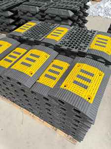 Резиновые портативные дорожные лежачие полицейские барьеры (лежачие полицейские) с канавкой для прорези, промышленные лежачие полицейские, дорожные лежачие полицейские - Product Image 2