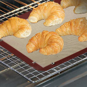 6 재사용 가능한 0.7mm 두꺼운 회색/베이지 실리콘 베이킹 매트 세트 논스틱 온도 480 ° F 마카롱 디자인 원형 베이킹 접시 팬 - Product Image 2