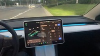 Tesla Model 3/Y Dreamcolor Bande lumineuse LED pour voiture avec interrupteur à détecteur de mouvement Kit d'éclairage d'ambiance et accessoires LED de contrôle d'application