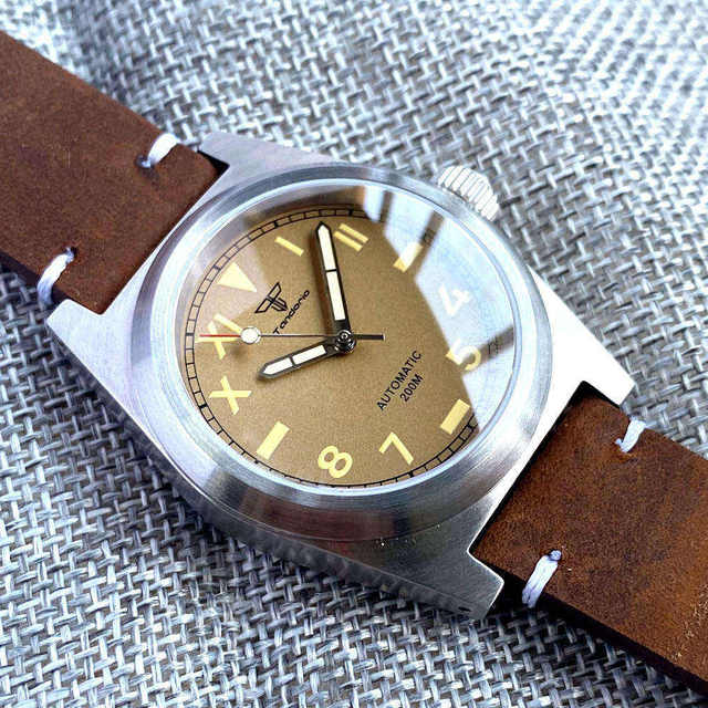 Luminous Master Diver Watch Japan NH35A Auto Stainless Steel AR Sapphire 200m Waterproof Luxury