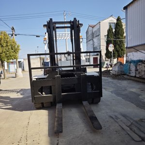 TCM 7 TON Used <b>Forklift</b> for Sale FD70T Diesel Engine 2023 Model Counterbalance <b>Forklift</b> Competitive Pricing - Product Image 5