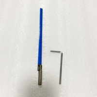 Accessoires de guitare : Tige de réglage de manche de guitare bidirectionnelle multi-spécifications en cuir bleu avec clé pour l'ajustement de la guitare