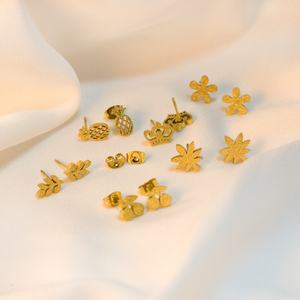 Boucles d'oreilles de haute qualité, bijoux en or, boucles d'oreilles en acier inoxydable, modèles variés - Product Image 1