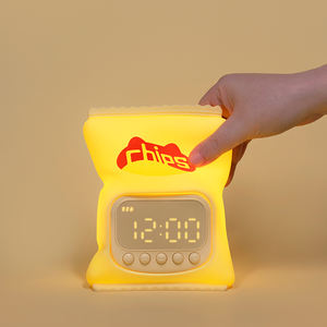 Croustilles de pomme de terre de dessin animé créatif réveil affichage grand écran numérique LED horloge électronique intelligente avec petite <span class=keywords><strong>veilleuse</strong></span> - Product Image 4