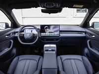 SUV électrique MG 4X à haut rapport qualité-prix, conduite à gauche, configuration avancée, véhicule familial pour les voyages