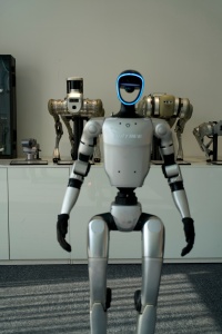 <span class=keywords><strong>Robot</strong></span> <span class=keywords><strong>humanoïde</strong></span> Unitree G1, agent d'intelligence artificielle, robots adaptés aux services légers, aux foyers et à l'éducation - Product Image 4