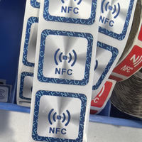 NFC RFID Tag étiquette papier autocollant sur l'actif informatique ordinateur portable serveur téléphone portable point de contrôle difficile à enlever