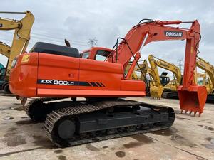 Excavadoras usadas Tractores DOOSAN DX300 Precio barato Marca popular DOOSAN 300 <span class=keywords><strong>Excavadora</strong></span> <span class=keywords><strong>de</strong></span> <span class=keywords><strong>segunda</strong></span> <span class=keywords><strong>mano</strong></span> <span class=keywords><strong>Excavadora</strong></span> <span class=keywords><strong>de</strong></span> orugas usada original - Product Image 5