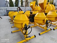 Bétonnière portative mini pour chantier, moteur diesel 4-5m3, CM350-2C avec moteur 6HP