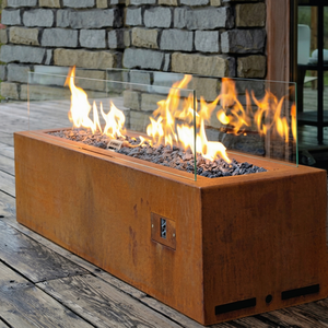 Brasero Rectangular de Acero Corten Gnee Garden con Protector de Viento de Vidrio de 1000 mm, Chimenea Moderna de Propano para Exteriores - Product Image 1