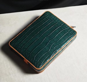 Pochette artisanale moderne de luxe en cuir d'alligator véritable – Pochette homme haut de gamme pour anniversaire - Product Image 5