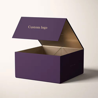 Boîte cadeau magnétique en carton pliable de luxe personnalisée de couleur violette