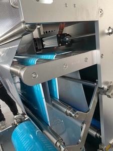 Machine d'emballage multifonctionnelle DXDF-900T à 4 voies pour poudre de sucre et de thé en sachet - Product Image 5