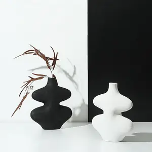 Minimalist सजावटी सिरेमिक गुलदस्ते, आधुनिक अद्वितीय सफेद और काले के लिए चीनी मिट्टी फूल गुलदस्ते घर सजावट