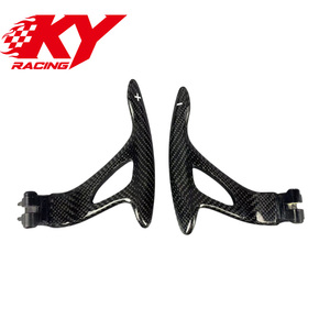 Volante Deportivo Personalizado de Fibra de Carbono para Infiniti G20 G25 G30 G35 G37 Q50 Q60 Q70 QX30 QX50 QX60 QX70 - Product Image 4