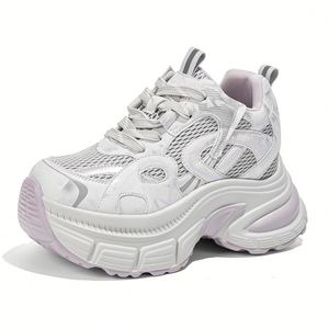 Nueva Colección Primavera Verano 2026, Zapatillas Deportivas Casuales para Mujer, Transpirables, con Suela Gruesa para Aumentar la Altura, Aptas para Personas Pequeñas - Product Image 1