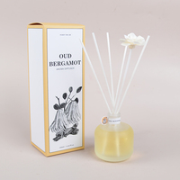 Diffuseur d'huiles essentielles de parfum fruité de bouteille en verre de mode d'aromathérapie de maison 100ML avec le diffuseur de roseau