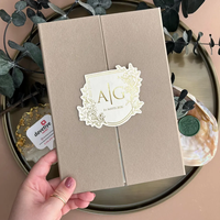 Menu personnalisé en velours Invitation de cadeaux Mariage Luxueux pour invités Souvenirs Invitations de mariage personnalisées Luxe