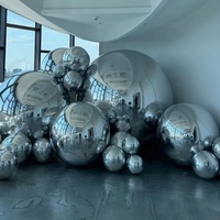 Miroir sphérique géant sur mesure, boule décorative argentée, boule de miroir gonflable argentée pour la décoration