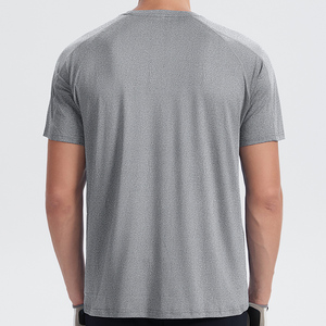 เสื้อยืดแขนสั้นผู้ชาย แห้งเร็ว แบบเรียบ สำหรับเล่นกีฬา ออกกำลังกาย วิ่ง หรือใส่ลำลอง - Product Image 2