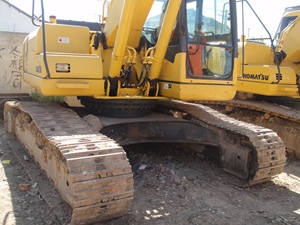 ¡Gran oferta! Excavadora Komatsu PC220. ¡Compra ahora! Precio de excavadora Komatsu PC220 nueva. También disponible: excavadoras Komatsu PC200 y PC240. - Product Image 2