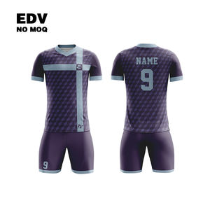 Uniforme de fútbol de sublimación de gran oferta cómodo jersey de fútbol de colores sin arrugas para hombres - Product Image 2
