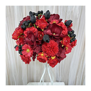 Ramo de Flores Rojas Románticas de Seda, Flores Artificiales Hechas a Mano de Alta Simulación para Decoración del Día de San Valentín - Product Image 3