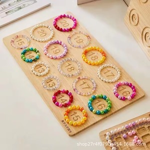 ถาดไม้สำหรับออกแบบกำไลข้อมือ หลายช่องใส่ของ สำหรับจัดแสดงเครื่องประดับลูกปัด DIY แผ่นจัดระเบียบงานฝีมือสำหรับทำเครื่องประดับ - Product Image 1