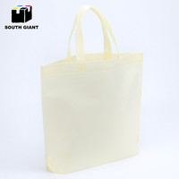 Sac promotionnel personnalisé en non-tissé robuste avec logo, design pliable pour événements d'entreprise