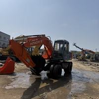 Excavatrice sur chenilles moyenne HITACHI EX100 de 10 tonnes pour la construction et l'aménagement paysager, équipement HITACHI d'occasion