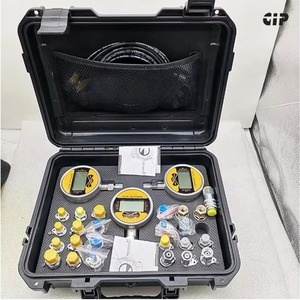 Manomètre hydraulique numérique universel HongWang pour kit d'excavatrice sur chenilles, couleur argent, avec garantie d'un an - Product Image 1
