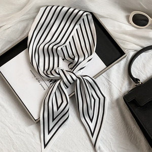 <span class=keywords><strong>Foulard</strong></span> alla Moda <span class=keywords><strong>Nero</strong></span> 145X13CM, Sciarpa Sottile in <span class=keywords><strong>Seta</strong></span> per Donne - Product Image 5