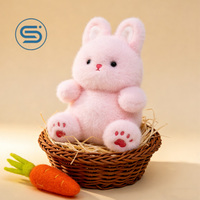 Jouet en peluche pour enfant, figurine de personnage douce offrant une sensation douce et un design convivial pour les lieux de vente au détail axés sur les enfants
