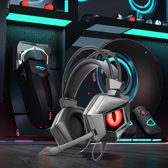 Professional Dynamic 7.1 Version RGB Lighted Over Ear Gaming Headset for PC Computer PS4-Sports & Travel Games Use