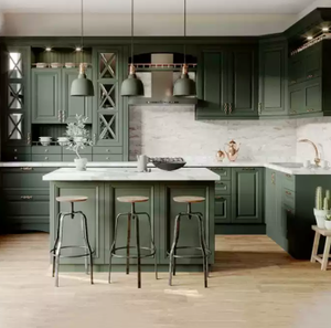 Armoires de cuisine en bois massif vert foncé sur mesure, style américain, ensemble d'armoires de cuisine avec îlot central pour villa - Product Image 1