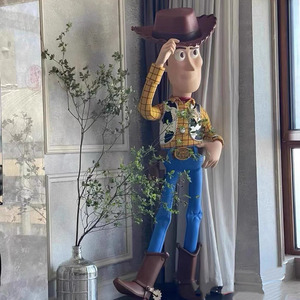 Personalizzato in fibra di vetro sceriffo in resina legnosa artigianato giocattolo rosso statua ispirata al film per <span class=keywords><strong>la</strong></span> decorazione della casa e del giardino - Product Image 3
