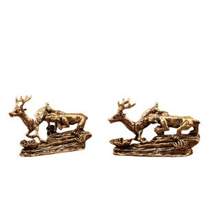 Adorno de Latón con Figura de Tigre y Ciervo, 2 Piezas, Decoración de Mesa, Regalo de Inauguración de Casa - Product Image 5