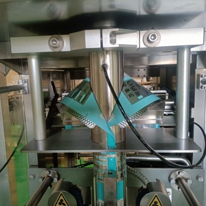 Hoàn toàn tự động hệ thống cân cho thực phẩm và hóa chất giấy gói máy đóng gói phù hợp với túi và túi bao bì các loại - Product Image 5