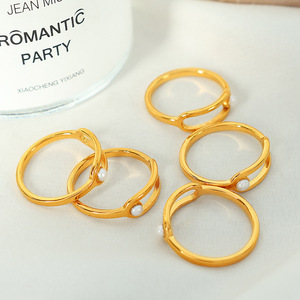 Anillo Geométrico Minimalista Francés, Chapado en Oro, con Perla Sintética, Joyería Unisex para Fiestas - Product Image 1