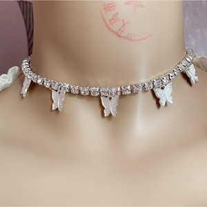 Collar con Colgante Geométrico de Mariposa, Aleación de Zinc, Engaste de Canal, Joyería de Fiesta para Mujer - Product Image 1