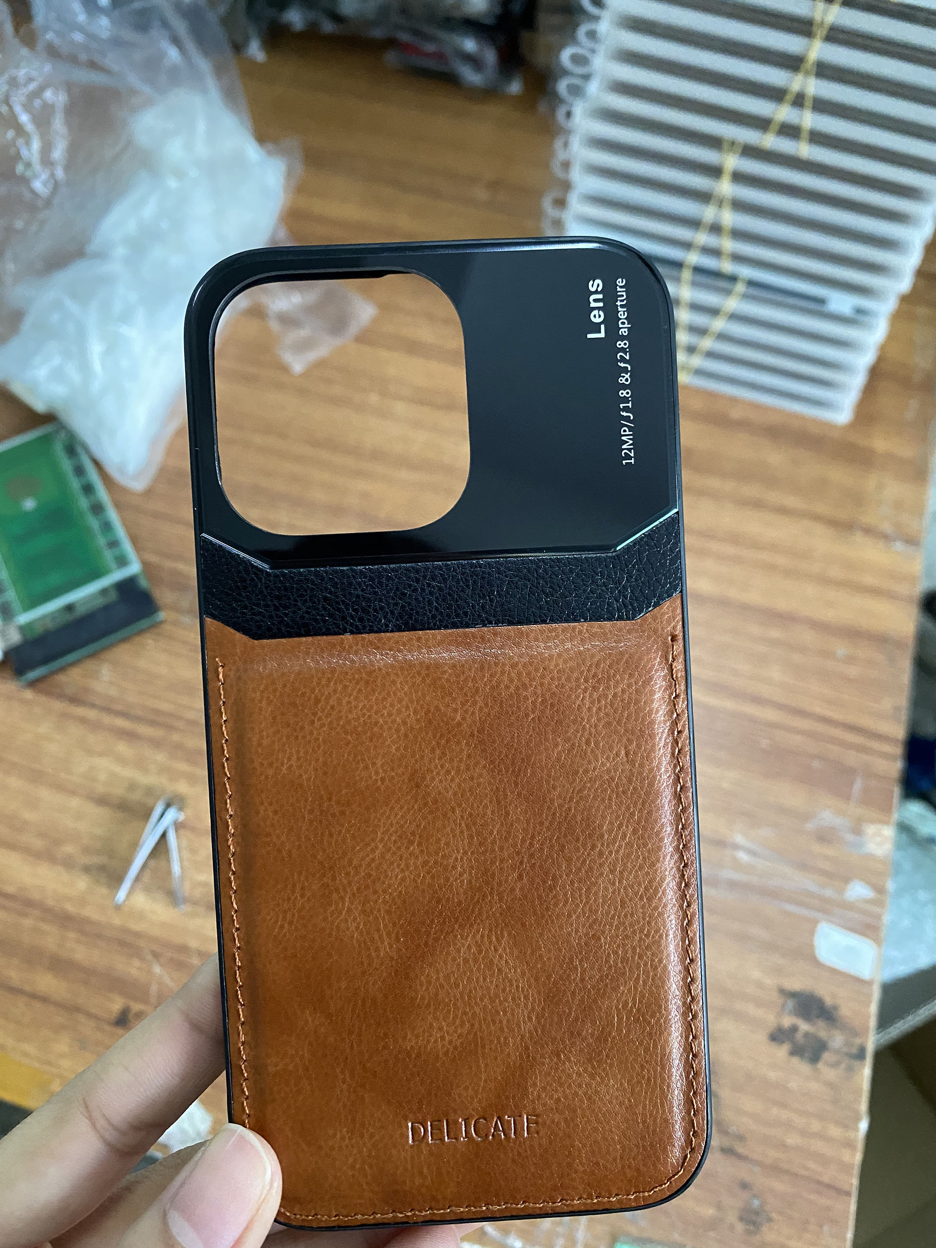 สีน้ำตาล