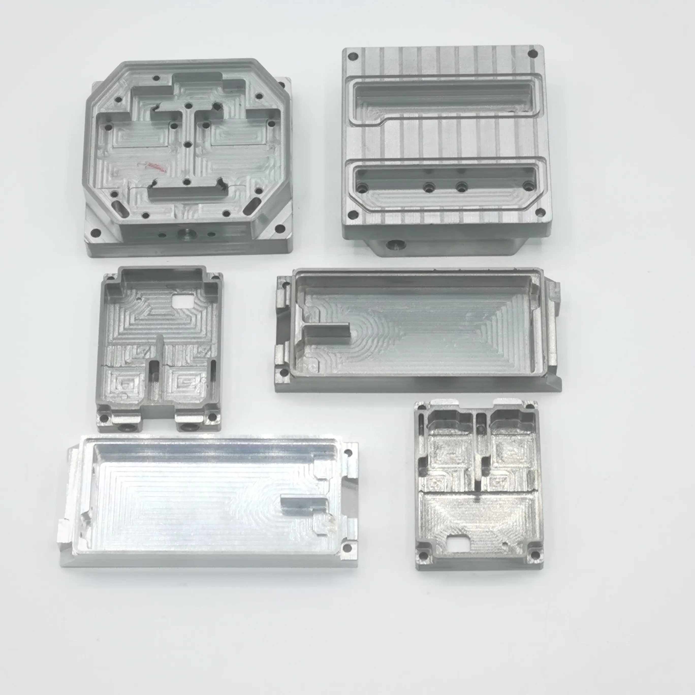 การกัดอลูมิเนียมแบบหมุน5แกน4แกนความแม่นยำชิ้นส่วนเครื่องจักรกล CNC อลูมิเนียมความแม่นยำสูง