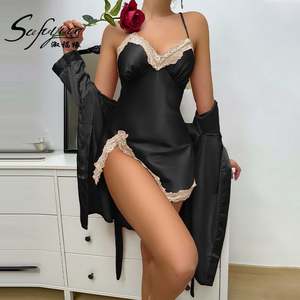Ensemble de robe de chambre en satin grande taille Sfy-y5029 pour femme, nuisette sexy à fente latérale, peignoir érotique, ensemble de pyjama en soie séduisant - Product Image 1