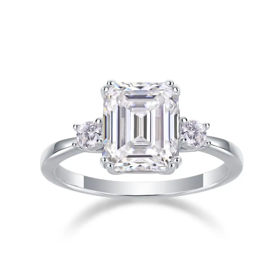 Anillos de diamantes de compromiso Sona de 4 quilates de corte esmeralda de moda de gama alta de Plata de Ley 925 de lujo para mujer