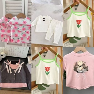 Liquidación Stock Lotes Liquidación Overrun Ropa de bebé Conjuntos de ropa de moda para niños Niños Niñas Traje de ropa con estampado colorido - Product Image 1