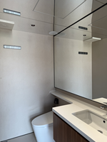Attrayant Mobile Préfabriqué Capsule Hôtel Cabine Conteneur Maison Smart Solution en Acier et Panneau Sandwich